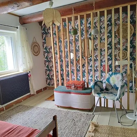 La Maison Aux Volets * Chameane