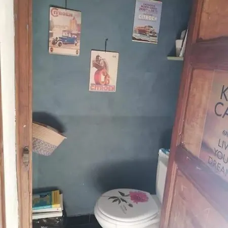 La Maison Aux Volets Szálloda