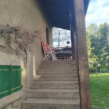 La Maison Aux Volets *