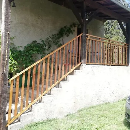 Szálloda La Maison Aux Volets Chameane