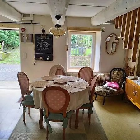 La Maison Aux Volets Chameane