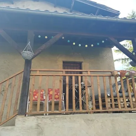 Szálloda La Maison Aux Volets Chameane